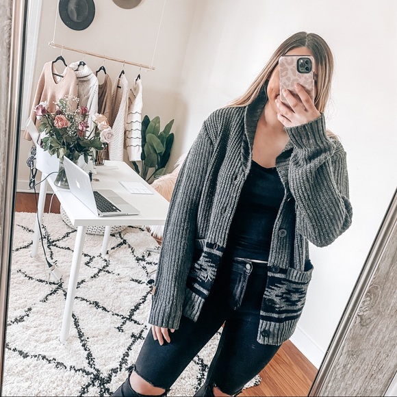 Obey Sweaters - Obey Aztec grey cardigan